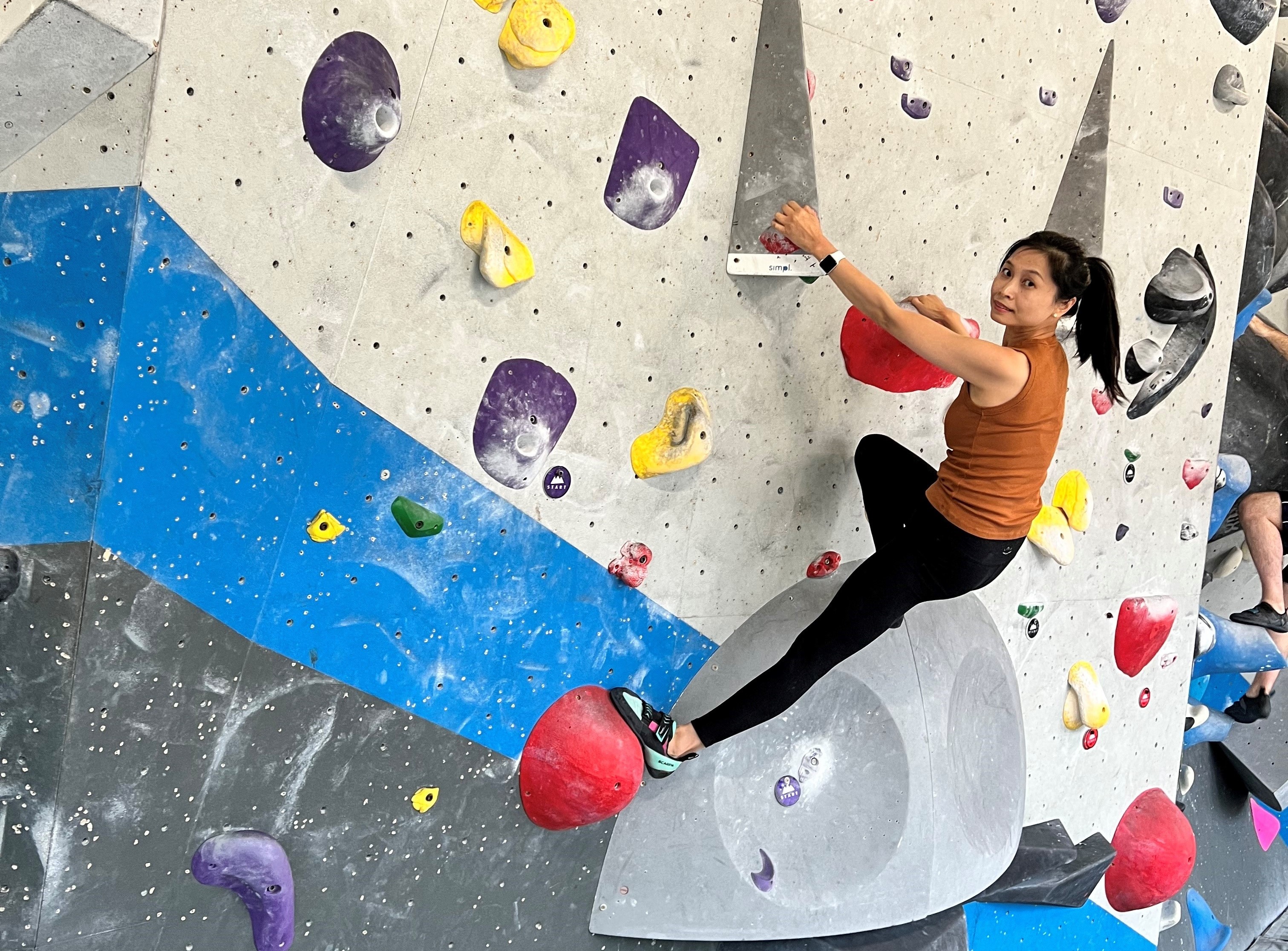 Mei Zhang Rock Climbing