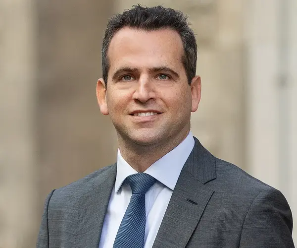 Kangisser Glenn